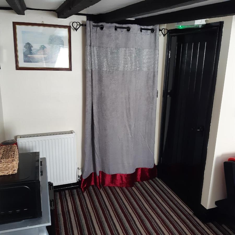 The Saracens Head Old Lounge Skegness Exterior foto